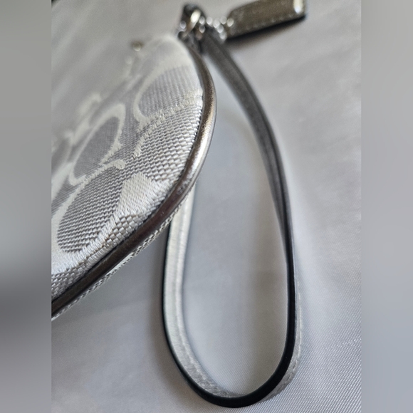 Coach Metallic Silver Wristlet with Black Strap - Picture 3 of 12